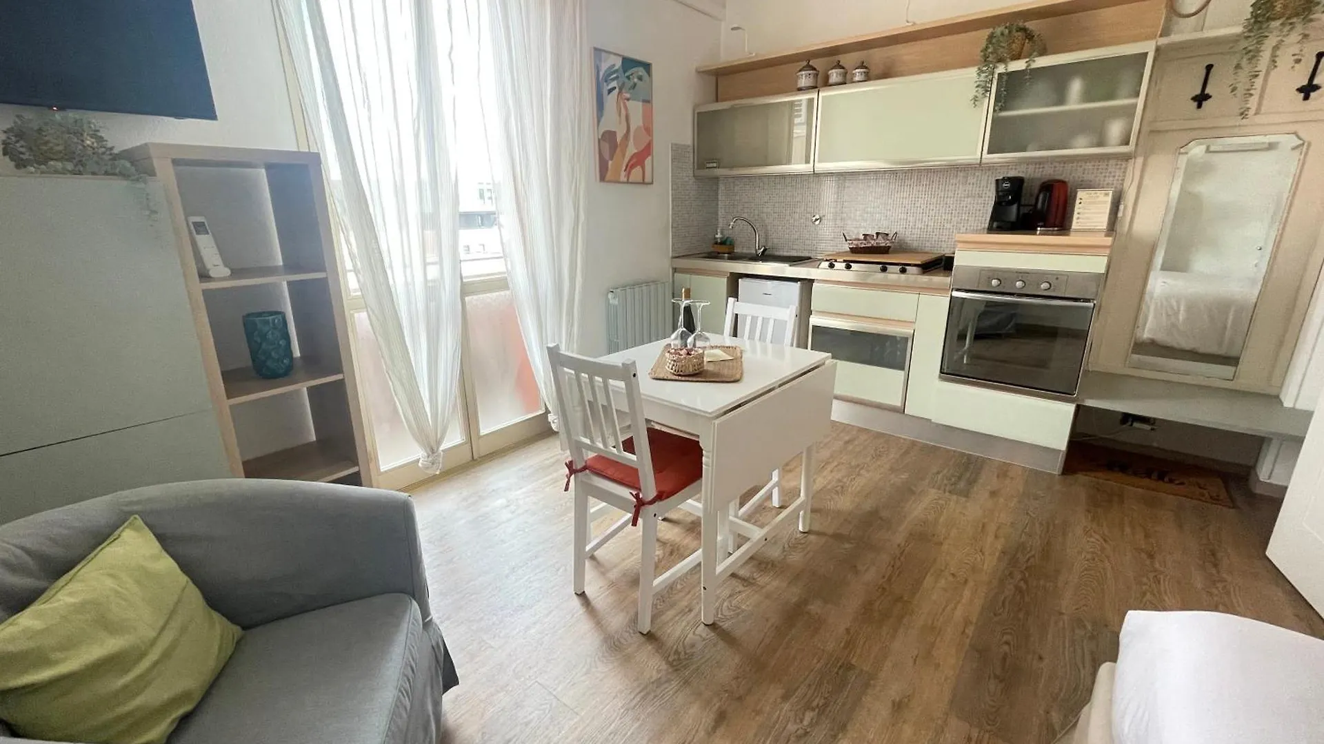 Apartment Eraora Apartrooms - Central Station Bologna
